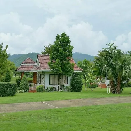 Tanaosri & Creekside Resort