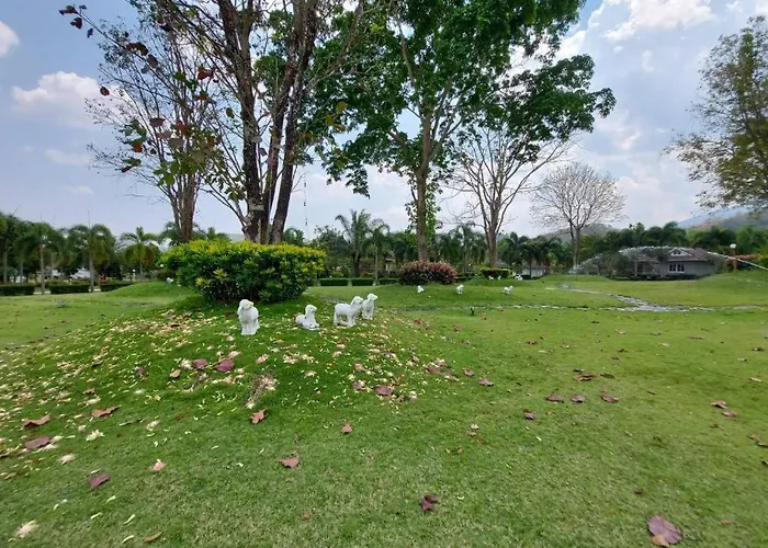 Tanaosri & Creekside 3* Suan Phueng