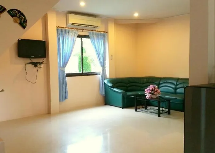 Tanaosri & Creekside Resort Suan Phueng