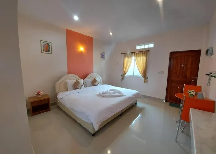 รีสอร์ท Tanaosri & Creekside สวนผึ้ง