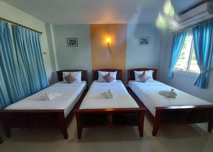 Tanaosri & Creekside Resort 3*