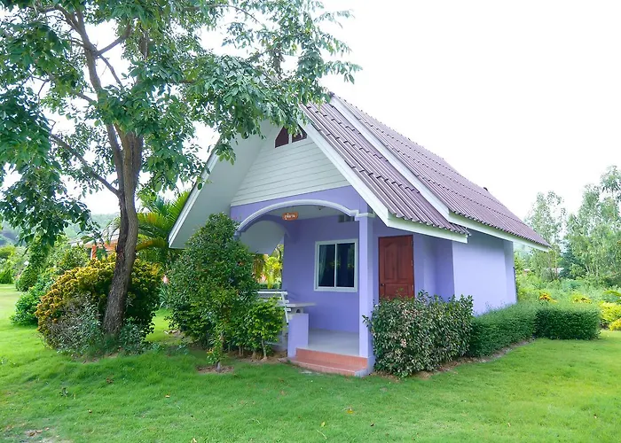 Tanaosri & Creekside 3* Suan Phueng