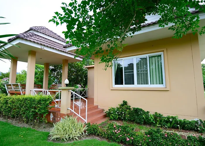 Resort Tanaosri & Creekside 3*