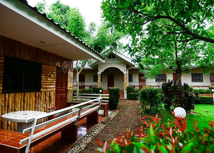 Tanaosri & Creekside Suan Phueng
